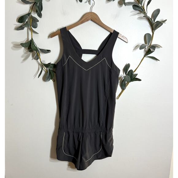 Lululemon Speedy Runsie Romper Size 6 - Picture 1 of 6